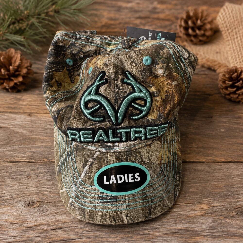 Realtree Women’s Camo Baseball Hat Turquoise Embroidered Logo Adjustable NWT